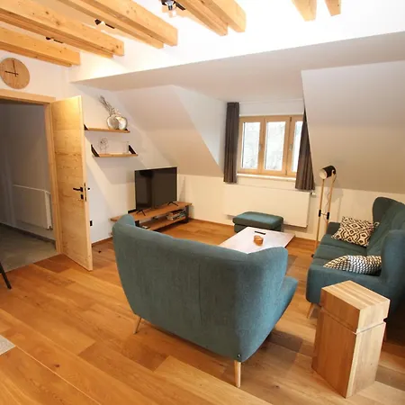 Helly - - Apartament *